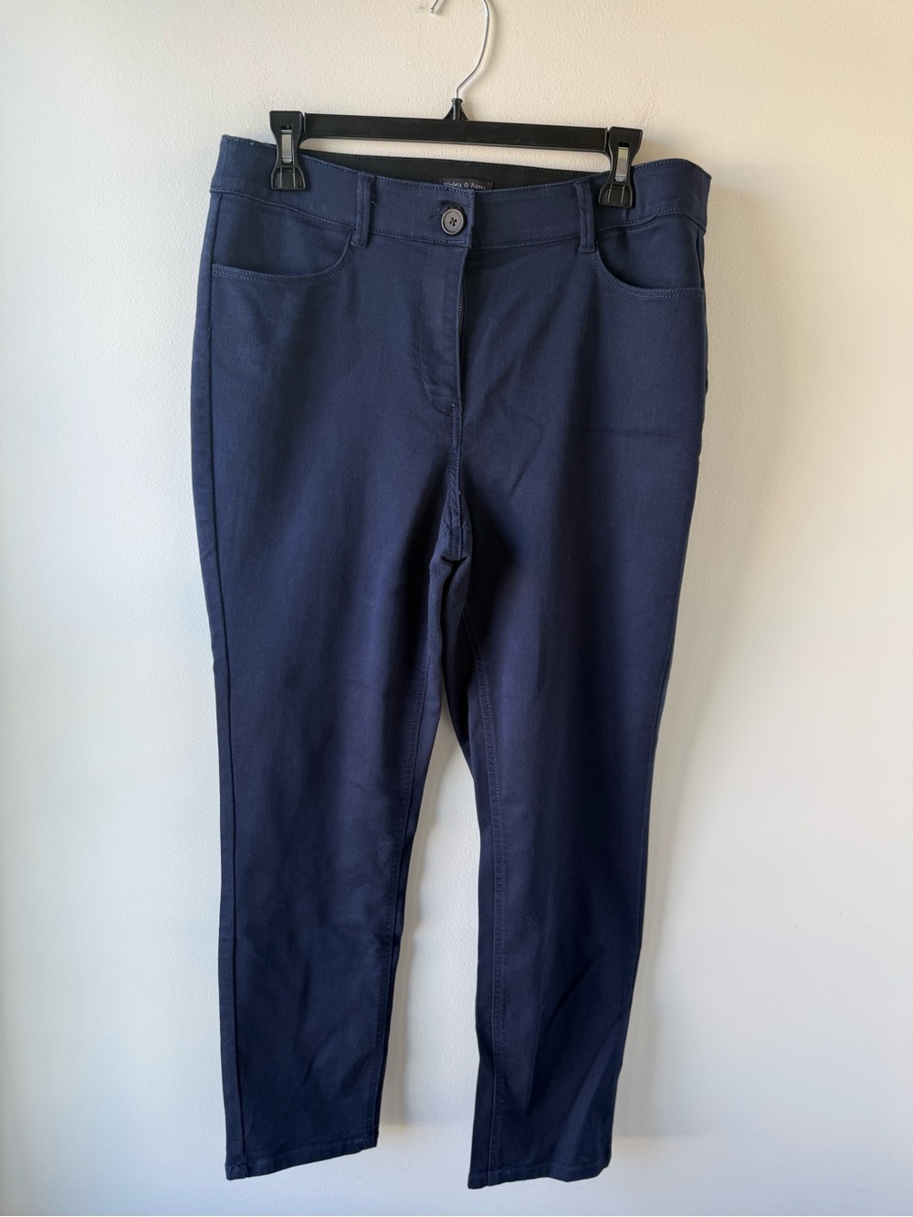 Women's Navy Skinny Pants